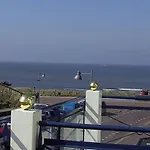 Strandhotel De Vassy Otel 3*