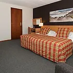 Ξενοδοχείο Strandhotel De Vassy 3*