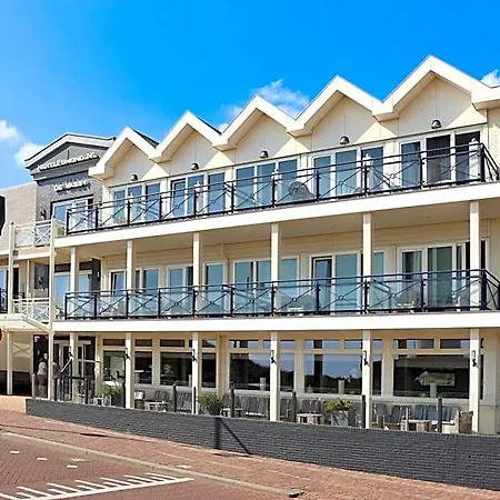Otel Strandhotel De Vassy 3*