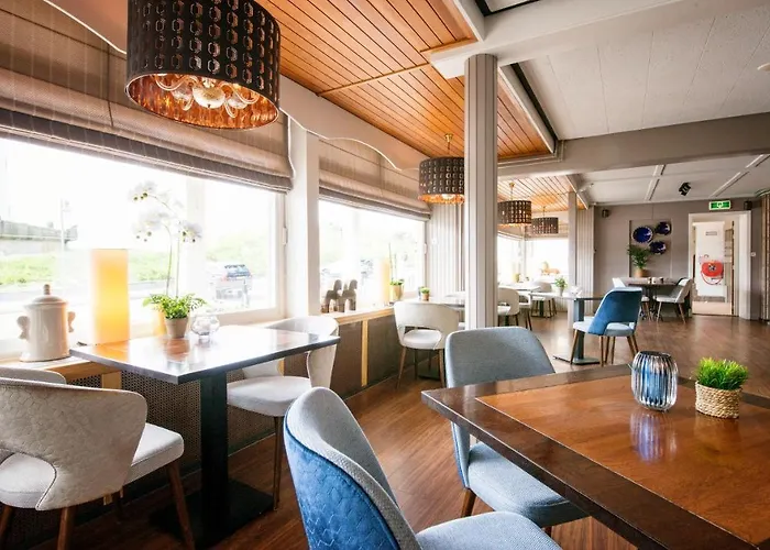 Hotel Strandhotel De Vassy 3*