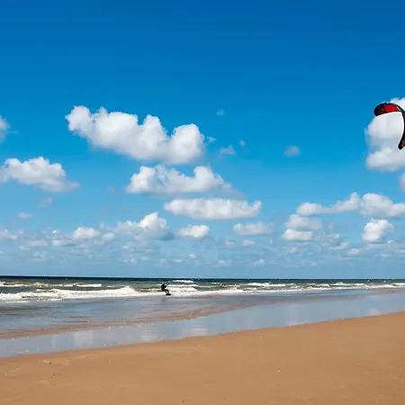 Strandhotel De Vassy 3* אגמונד אן זי